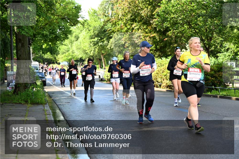 14.06.2026 - REWE Women's Run Dr. Thomas Lammeyer http://msf.ph/oto/9760306 14.06.2026 09:25:21 Laufen 11028, 10044, 11000, 7 meine-sportfotos.de