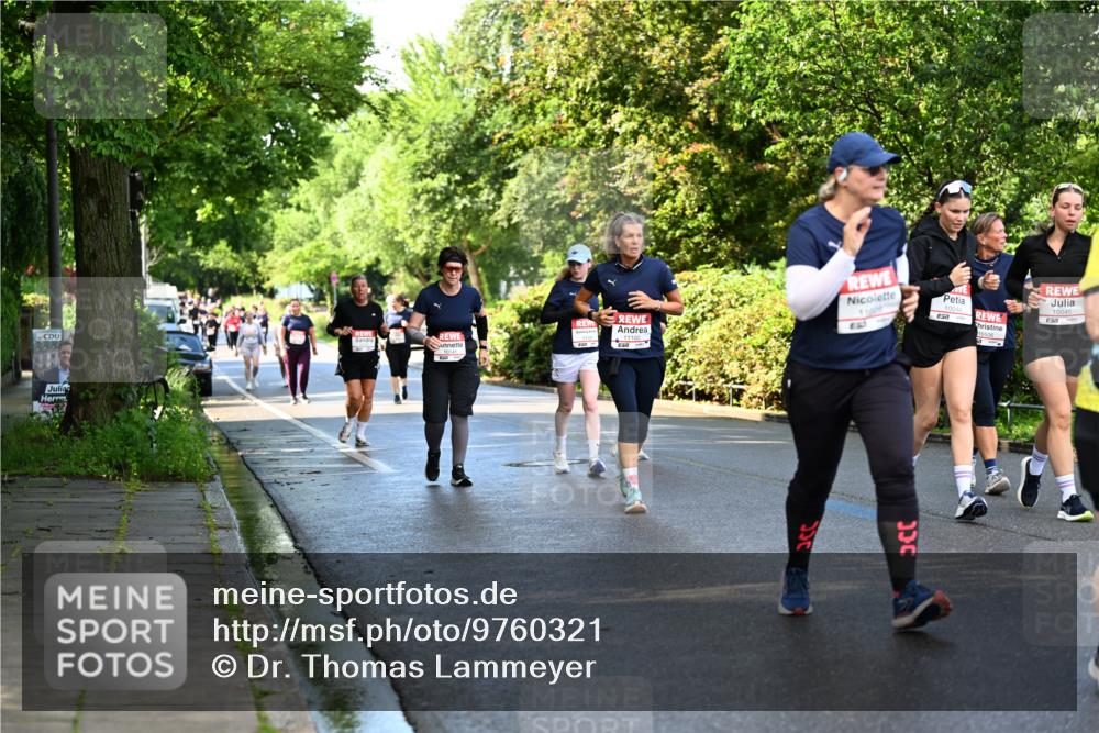 14.06.2026 - REWE Women's Run Dr. Thomas Lammeyer http://msf.ph/oto/9760321 14.06.2026 09:25:22 Laufen 10044, 7, 10506, 10045 meine-sportfotos.de