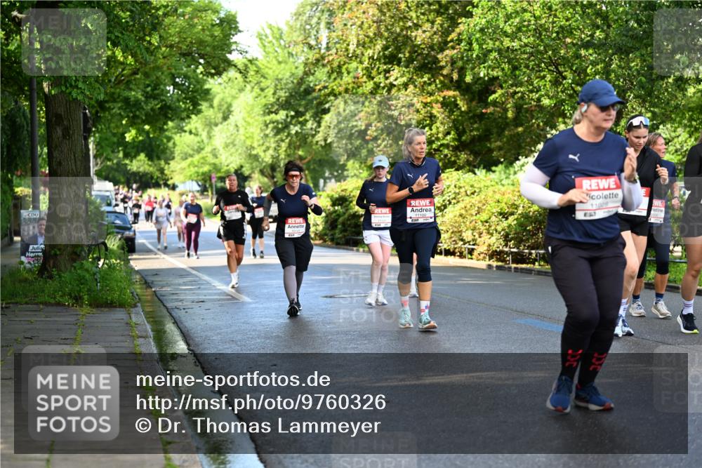 14.06.2026 - REWE Women's Run Dr. Thomas Lammeyer http://msf.ph/oto/9760326 14.06.2026 09:25:22 Laufen 11008, 657, 0506 meine-sportfotos.de