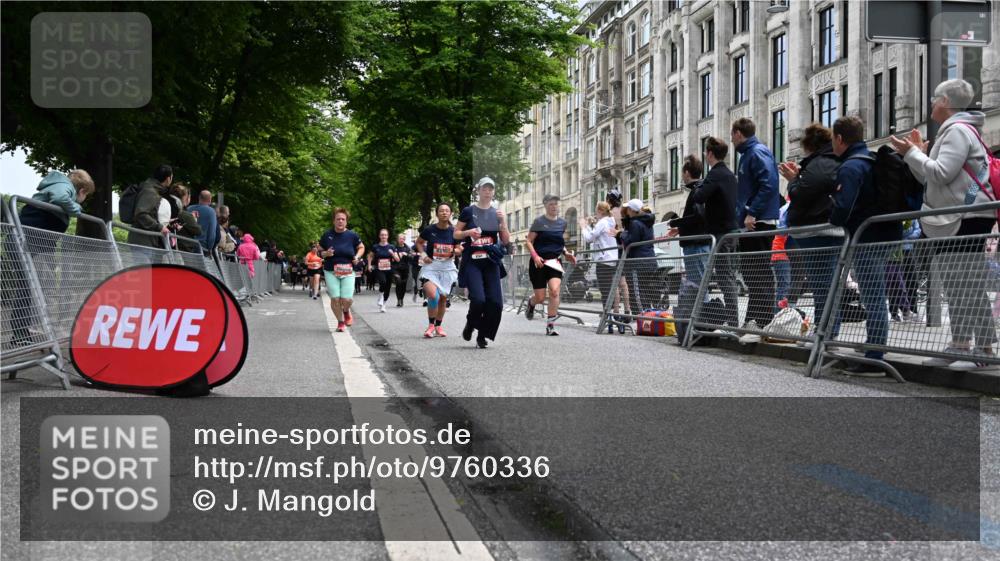 14.06.2026 - REWE Women's Run J. Mangold http://msf.ph/oto/9760336 14.06.2026 11:03:55 Ziel 5014, 5015, 5017, 5344, 5673, 5774, 5901, 5920, 5989, 6000, 6046 meine-sportfotos.de