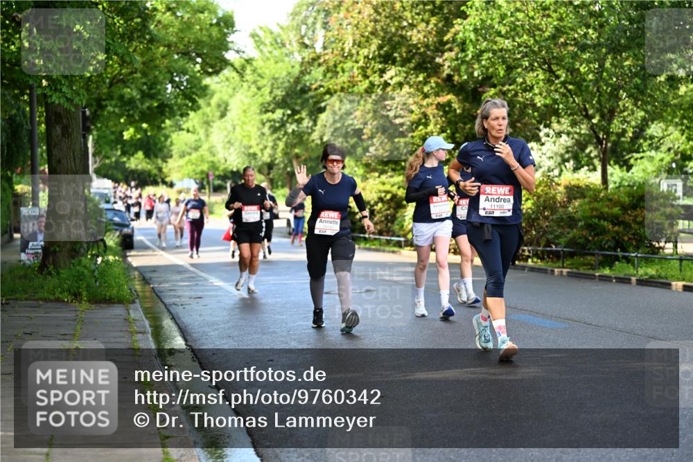 14.06.2026 - REWE Women's Run Dr. Thomas Lammeyer http://msf.ph/oto/9760342 14.06.2026 09:25:24 Laufen 500, 11100, 7 meine-sportfotos.de