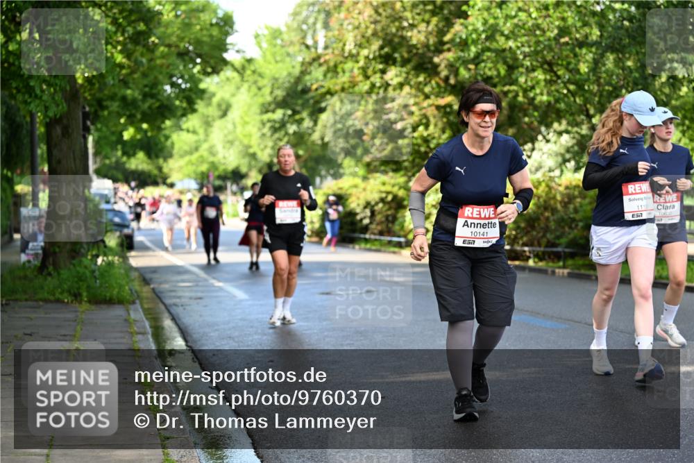 14.06.2026 - REWE Women's Run Dr. Thomas Lammeyer http://msf.ph/oto/9760370 14.06.2026 09:25:26 Laufen 10141, 11151, 7, 10630 meine-sportfotos.de