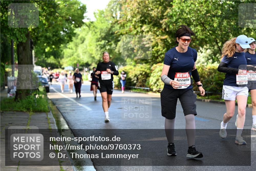 14.06.2026 - REWE Women's Run Dr. Thomas Lammeyer http://msf.ph/oto/9760373 14.06.2026 09:25:26 Laufen 10141, 57, 10630, 11151 meine-sportfotos.de