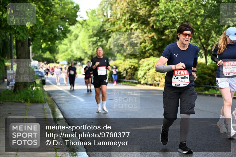 14.06.2026 - REWE Women's Run Dr. Thomas Lammeyer http://msf.ph/oto/9760377 14.06.2026 09:25:26 Laufen 10141, 11151, 7 meine-sportfotos.de