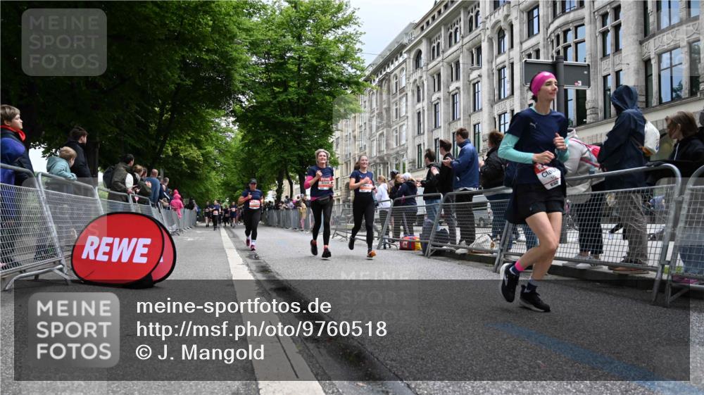 14.06.2026 - REWE Women's Run J. Mangold http://msf.ph/oto/9760518 14.06.2026 11:04:19 Ziel 5188, 5238, 5272, 5474, 5513, 5522, 5523, 5611, 5934 meine-sportfotos.de