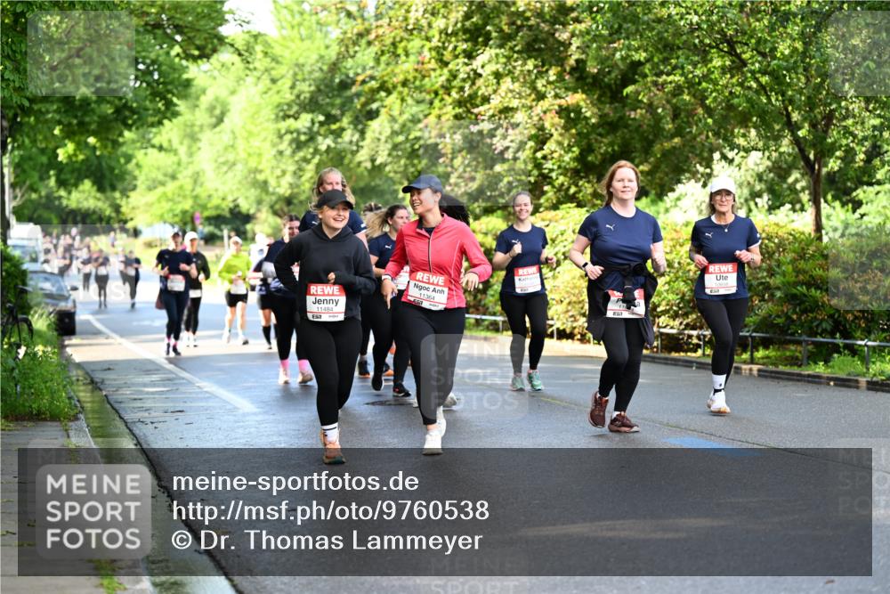 14.06.2026 - REWE Women's Run Dr. Thomas Lammeyer http://msf.ph/oto/9760538 14.06.2026 09:25:56 Laufen 11484, 7, 11364, 57 meine-sportfotos.de