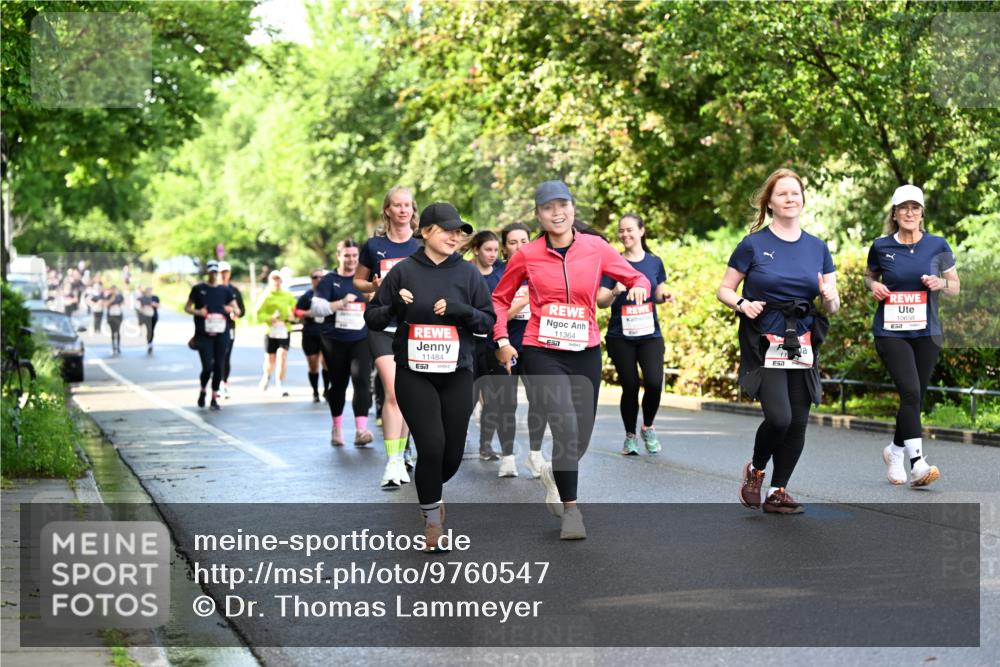 14.06.2026 - REWE Women's Run Dr. Thomas Lammeyer http://msf.ph/oto/9760547 14.06.2026 09:25:57 Laufen 11484, 57, 11364, 7, 10658, 57 meine-sportfotos.de