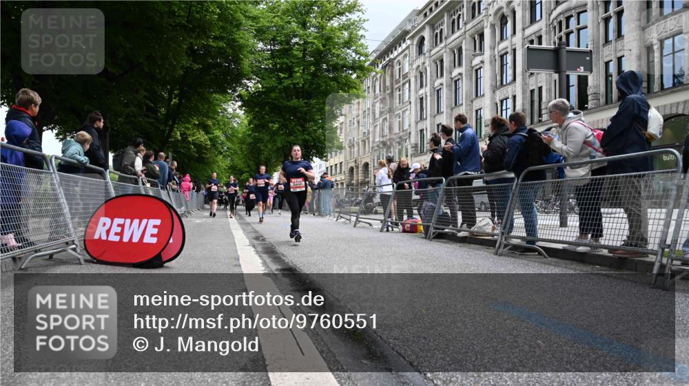 14.06.2026 - REWE Women's Run J. Mangold http://msf.ph/oto/9760551 14.06.2026 11:04:24 Ziel 5188, 5273, 5298, 5408, 5513, 5522, 5523, 5545, 5797, 6058 meine-sportfotos.de