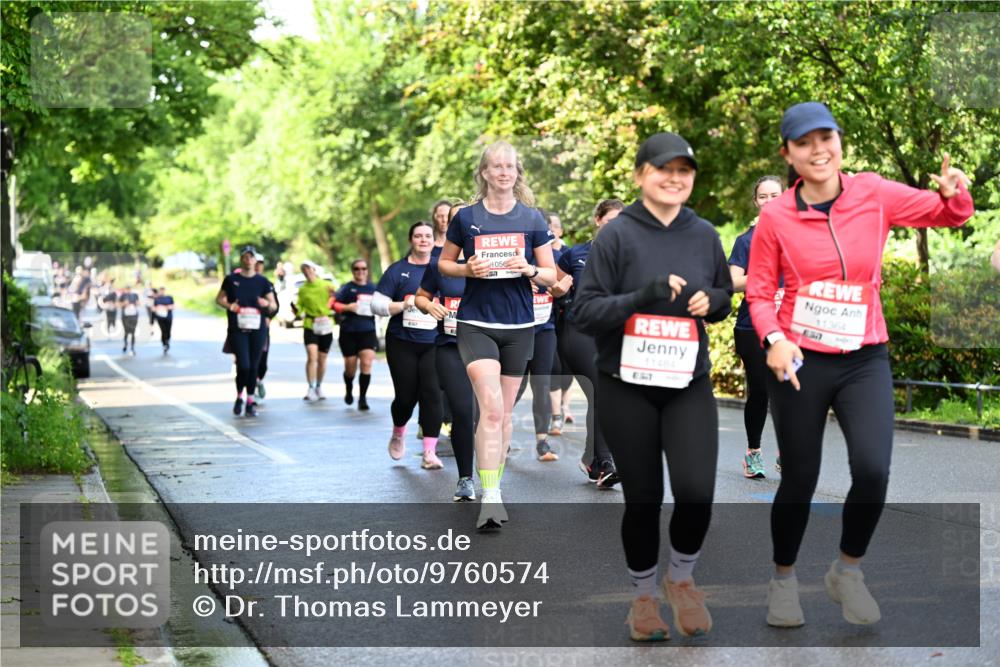 14.06.2026 - REWE Women's Run Dr. Thomas Lammeyer http://msf.ph/oto/9760574 14.06.2026 09:25:58 Laufen 1056, 11484, 7, 11364 meine-sportfotos.de