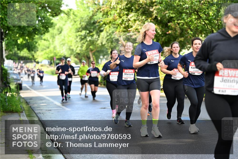 14.06.2026 - REWE Women's Run Dr. Thomas Lammeyer http://msf.ph/oto/9760593 14.06.2026 09:25:59 Laufen 62, 7, 11203, 57, 57, 11237, 7, 11464, 27 meine-sportfotos.de