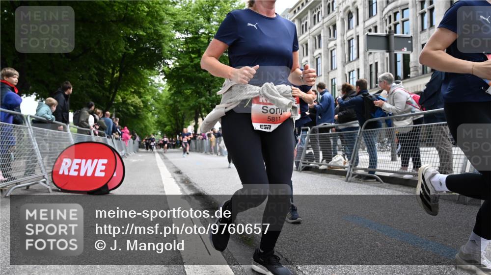 14.06.2026 - REWE Women's Run J. Mangold http://msf.ph/oto/9760657 14.06.2026 11:04:34 Ziel 5020, 5185, 5298, 5446, 5452, 5545, 5573, 5615, 5639, 5667, 5668, 5725, 5797, 5810, 5811, 5819, 5963 meine-sportfotos.de