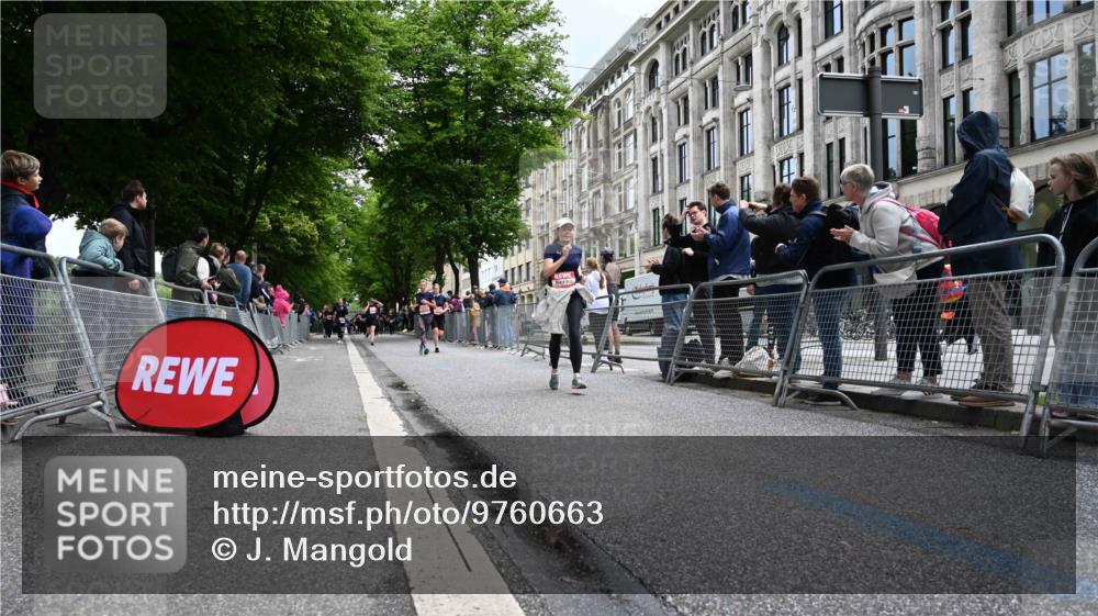14.06.2026 - REWE Women's Run J. Mangold http://msf.ph/oto/9760663 14.06.2026 11:04:35 Ziel 5020, 5185, 5446, 5452, 5573, 5615, 5639, 5667, 5668, 5725, 5810, 5811, 5819, 5963, 6038 meine-sportfotos.de