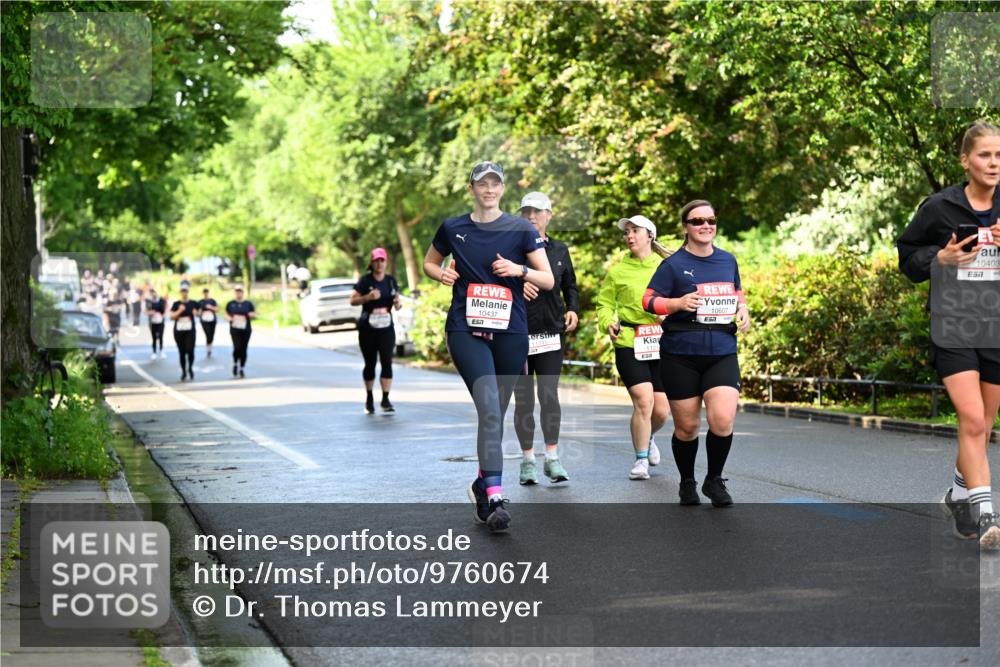 14.06.2026 - REWE Women's Run Dr. Thomas Lammeyer http://msf.ph/oto/9760674 14.06.2026 09:26:05 Laufen 10437, 10607, 7, 10403, 7 meine-sportfotos.de