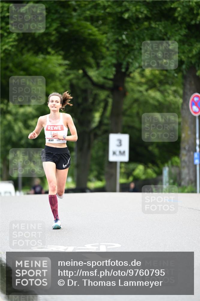 14.06.2026 - REWE Women's Run Dr. Thomas Lammeyer http://msf.ph/oto/9760795 14.06.2026 09:29:35 Laufen 7, 3 meine-sportfotos.de