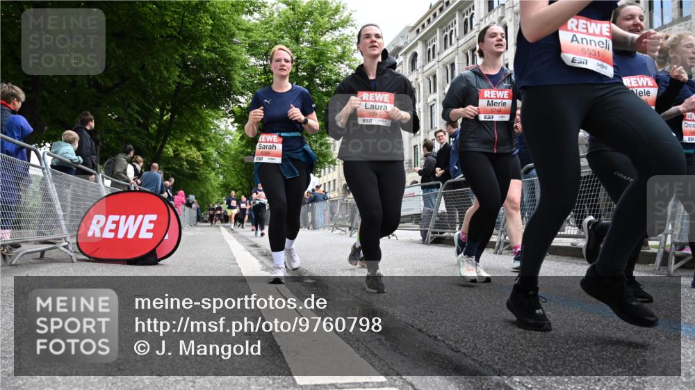 14.06.2026 - REWE Women's Run J. Mangold http://msf.ph/oto/9760798 14.06.2026 11:04:54 Ziel 5230, 5357, 5370, 5389, 5444, 5494, 5531, 5568, 5743, 5744, 5745, 5747, 5754, 6028, 6029 meine-sportfotos.de