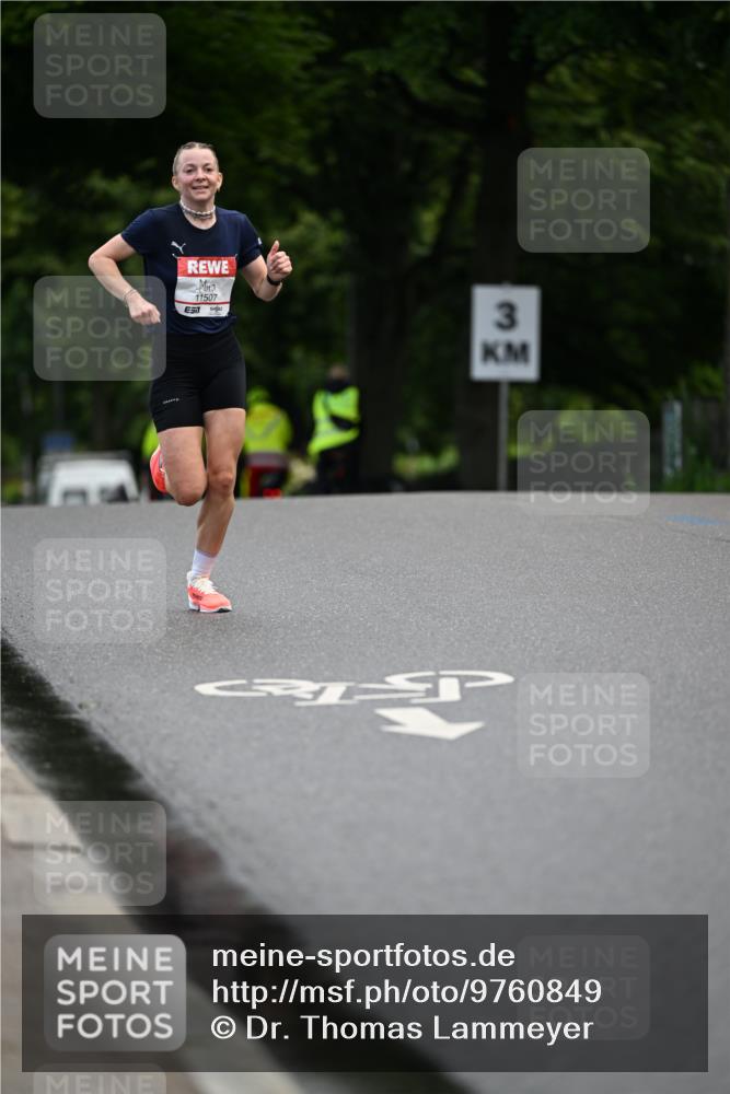 14.06.2026 - REWE Women's Run Dr. Thomas Lammeyer http://msf.ph/oto/9760849 14.06.2026 09:30:03 Laufen 11507, 3 meine-sportfotos.de