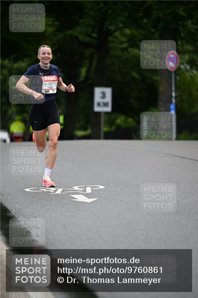 14.06.2026 - REWE Women's Run Dr. Thomas Lammeyer http://msf.ph/oto/9760861 14.06.2026 09:30:03 Laufen 11507, 51, 3 meine-sportfotos.de