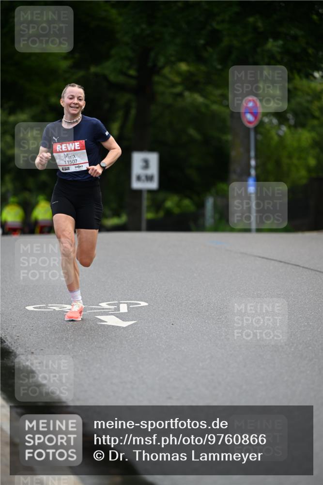 14.06.2026 - REWE Women's Run Dr. Thomas Lammeyer http://msf.ph/oto/9760866 14.06.2026 09:30:04 Laufen 11507, 3 meine-sportfotos.de