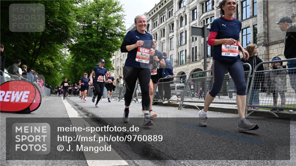 14.06.2026 - REWE Women's Run J. Mangold http://msf.ph/oto/9760889 14.06.2026 11:05:09 Ziel 5078, 5138, 5156, 5177, 5178, 5198, 5237, 5295, 5439, 5592, 5765, 5939, 6010, 6013 meine-sportfotos.de