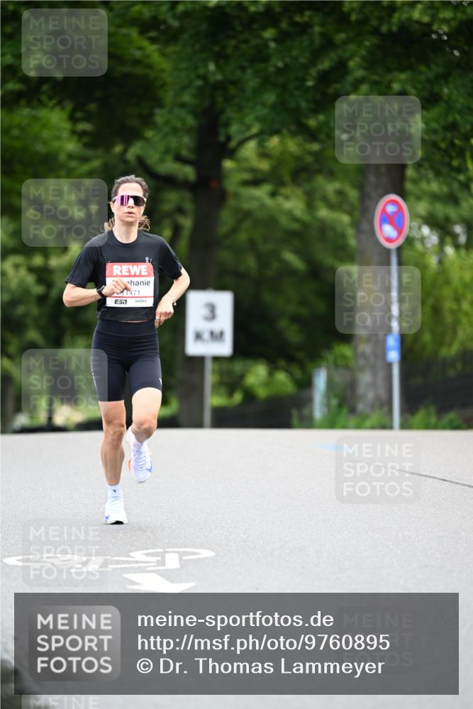 14.06.2026 - REWE Women's Run Dr. Thomas Lammeyer http://msf.ph/oto/9760895 14.06.2026 09:30:20 Laufen 8, 11471, 57, 3 meine-sportfotos.de