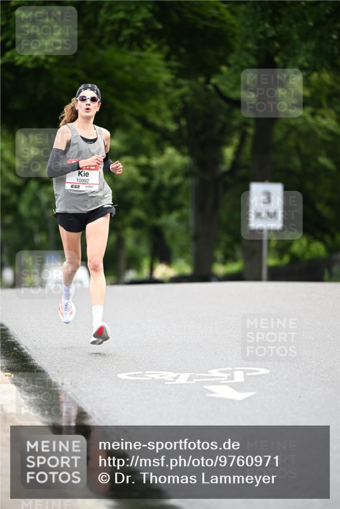 14.06.2026 - REWE Women's Run Dr. Thomas Lammeyer http://msf.ph/oto/9760971 14.06.2026 09:31:18 Laufen 10992, 3 meine-sportfotos.de