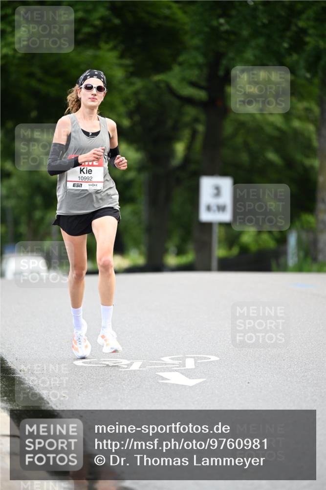 14.06.2026 - REWE Women's Run Dr. Thomas Lammeyer http://msf.ph/oto/9760981 14.06.2026 09:31:19 Laufen 10992, 3, 4 meine-sportfotos.de