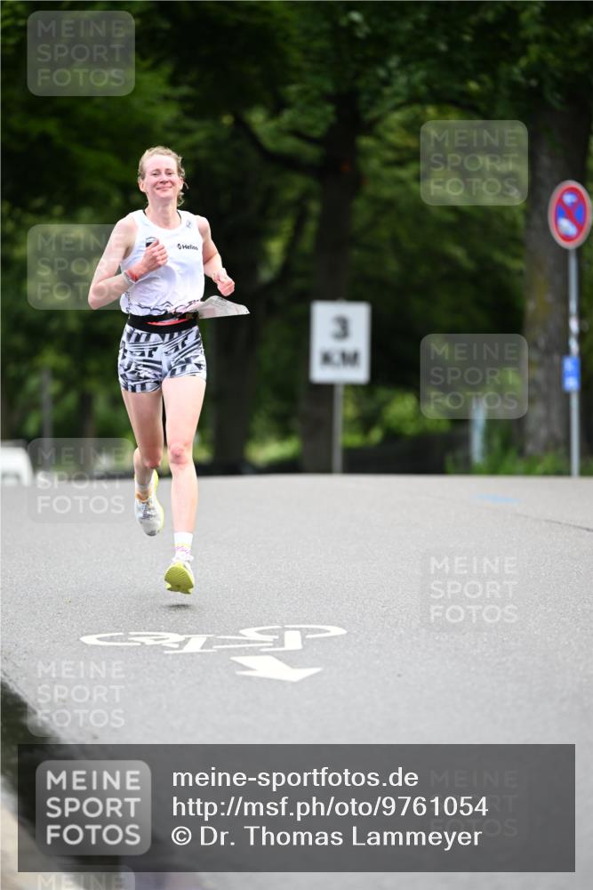 14.06.2026 - REWE Women's Run Dr. Thomas Lammeyer http://msf.ph/oto/9761054 14.06.2026 09:31:35 Laufen 3 meine-sportfotos.de