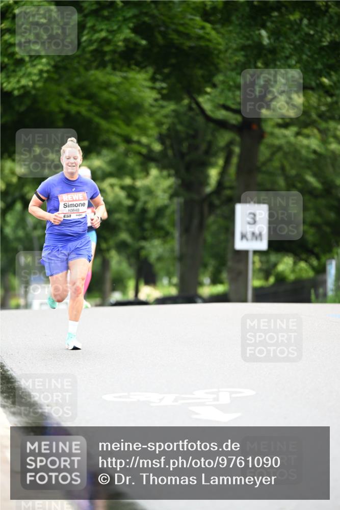14.06.2026 - REWE Women's Run Dr. Thomas Lammeyer http://msf.ph/oto/9761090 14.06.2026 09:31:44 Laufen 10848, 3 meine-sportfotos.de