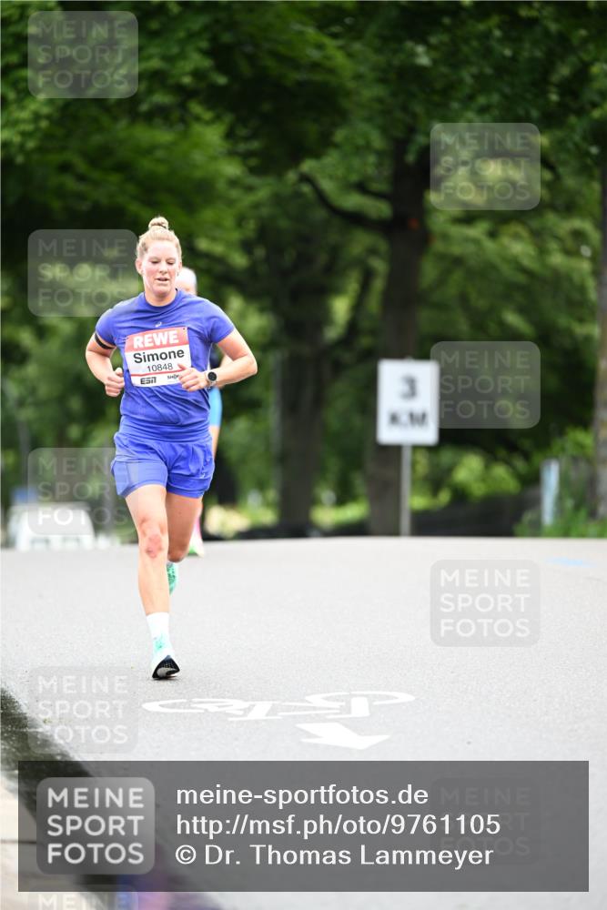 14.06.2026 - REWE Women's Run Dr. Thomas Lammeyer http://msf.ph/oto/9761105 14.06.2026 09:31:45 Laufen 10848, 7, 3 meine-sportfotos.de
