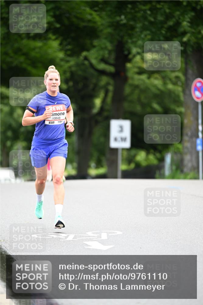 14.06.2026 - REWE Women's Run Dr. Thomas Lammeyer http://msf.ph/oto/9761110 14.06.2026 09:31:45 Laufen 10848, 3 meine-sportfotos.de