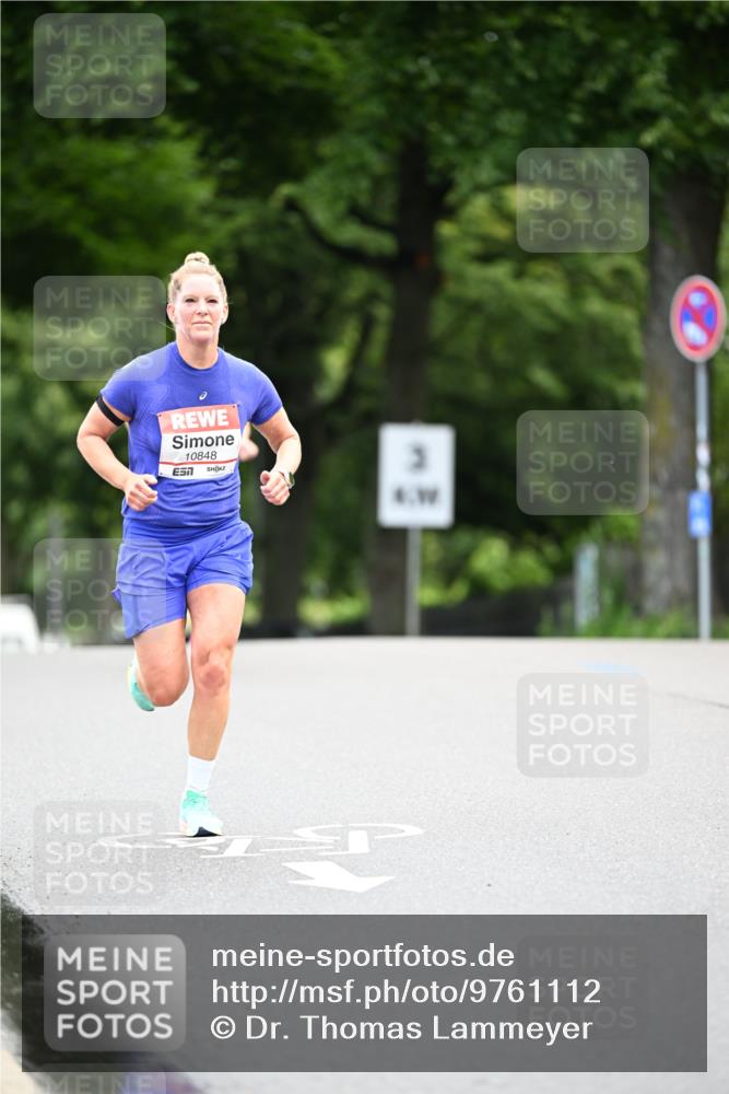 14.06.2026 - REWE Women's Run Dr. Thomas Lammeyer http://msf.ph/oto/9761112 14.06.2026 09:31:45 Laufen 10848, 57, 3, 4 meine-sportfotos.de