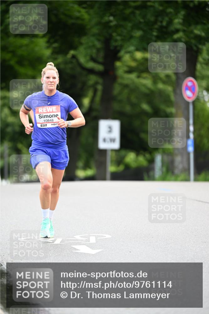 14.06.2026 - REWE Women's Run Dr. Thomas Lammeyer http://msf.ph/oto/9761114 14.06.2026 09:31:46 Laufen 10848, 57, 3, 4 meine-sportfotos.de