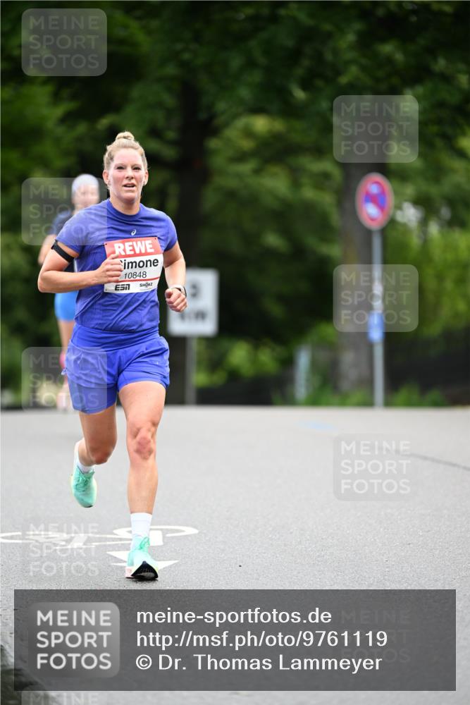 14.06.2026 - REWE Women's Run Dr. Thomas Lammeyer http://msf.ph/oto/9761119 14.06.2026 09:31:46 Laufen 10848 meine-sportfotos.de