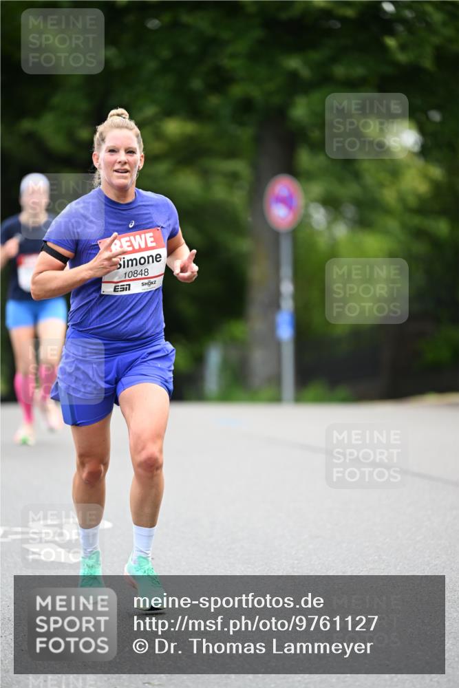 14.06.2026 - REWE Women's Run Dr. Thomas Lammeyer http://msf.ph/oto/9761127 14.06.2026 09:31:47 Laufen 10848, 7 meine-sportfotos.de