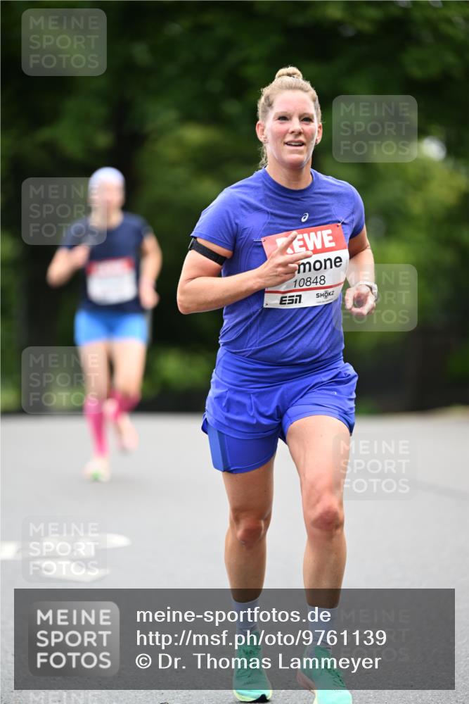 14.06.2026 - REWE Women's Run Dr. Thomas Lammeyer http://msf.ph/oto/9761139 14.06.2026 09:31:47 Laufen 10848, 7 meine-sportfotos.de