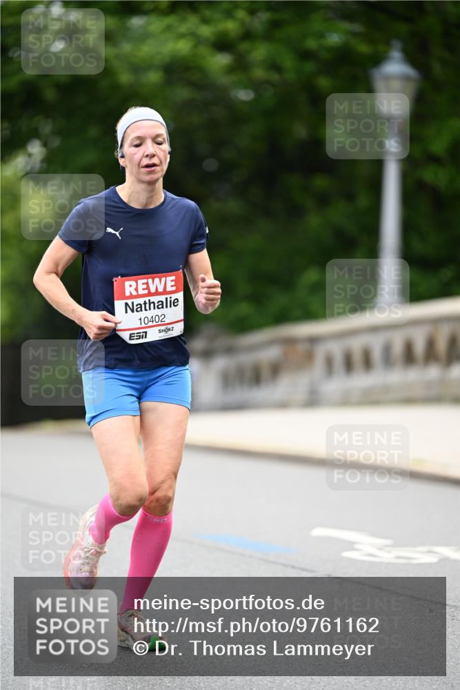 14.06.2026 - REWE Women's Run Dr. Thomas Lammeyer http://msf.ph/oto/9761162 14.06.2026 09:31:50 Laufen 10402 meine-sportfotos.de