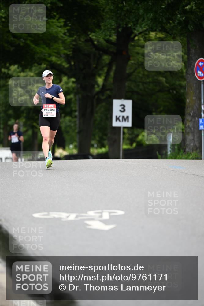 14.06.2026 - REWE Women's Run Dr. Thomas Lammeyer http://msf.ph/oto/9761171 14.06.2026 09:31:59 Laufen 10859, 7, 3 meine-sportfotos.de