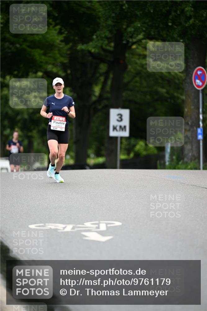 14.06.2026 - REWE Women's Run Dr. Thomas Lammeyer http://msf.ph/oto/9761179 14.06.2026 09:31:59 Laufen 10859, 3 meine-sportfotos.de