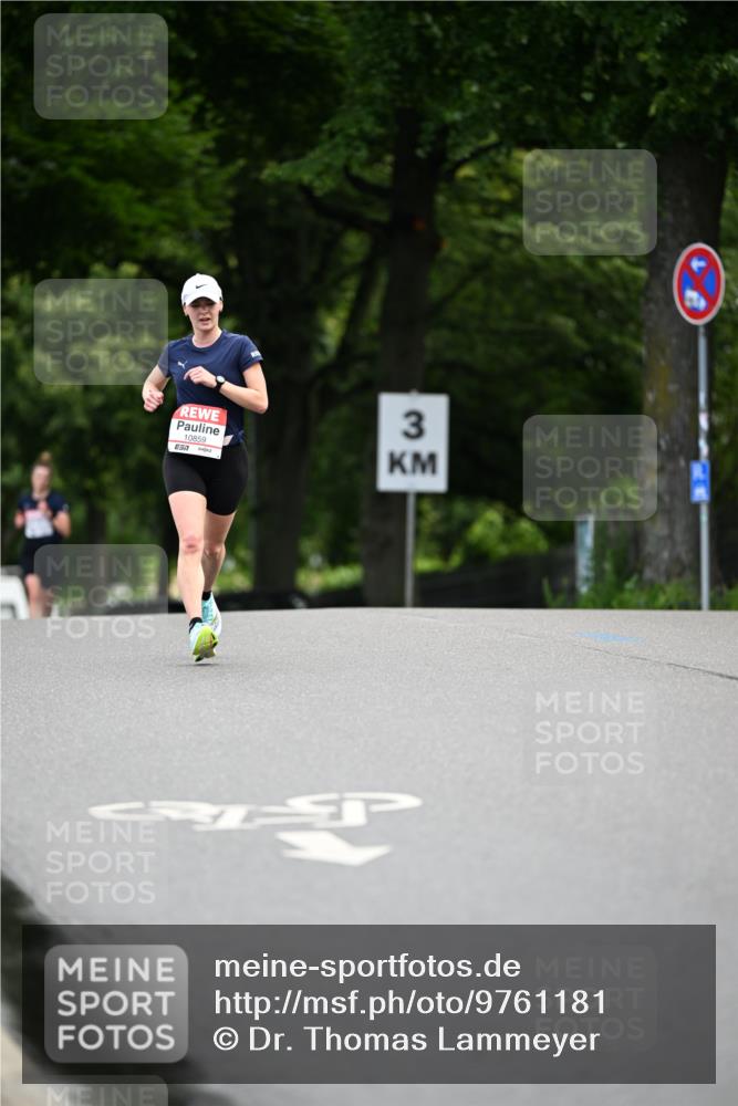 14.06.2026 - REWE Women's Run Dr. Thomas Lammeyer http://msf.ph/oto/9761181 14.06.2026 09:31:59 Laufen 10859, 3 meine-sportfotos.de