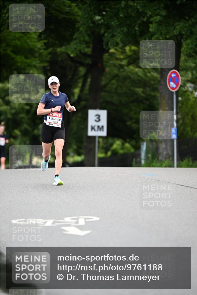 14.06.2026 - REWE Women's Run Dr. Thomas Lammeyer http://msf.ph/oto/9761188 14.06.2026 09:32:00 Laufen 10859, 3 meine-sportfotos.de