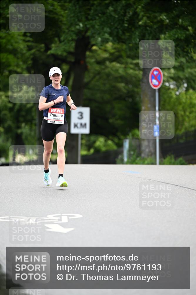 14.06.2026 - REWE Women's Run Dr. Thomas Lammeyer http://msf.ph/oto/9761193 14.06.2026 09:32:00 Laufen 10859, 7, 3 meine-sportfotos.de