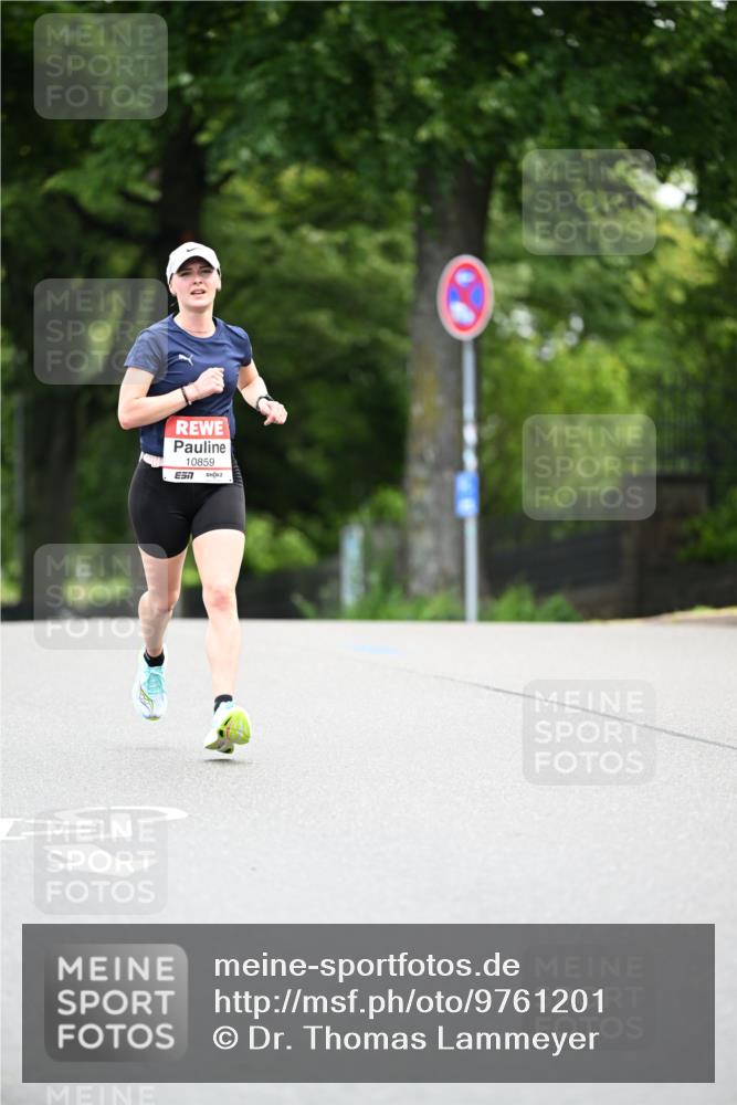 14.06.2026 - REWE Women's Run Dr. Thomas Lammeyer http://msf.ph/oto/9761201 14.06.2026 09:32:01 Laufen 10859, 7 meine-sportfotos.de
