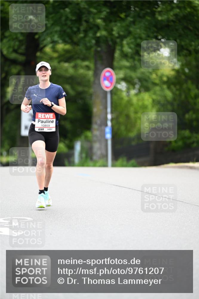 14.06.2026 - REWE Women's Run Dr. Thomas Lammeyer http://msf.ph/oto/9761207 14.06.2026 09:32:01 Laufen 10859 meine-sportfotos.de