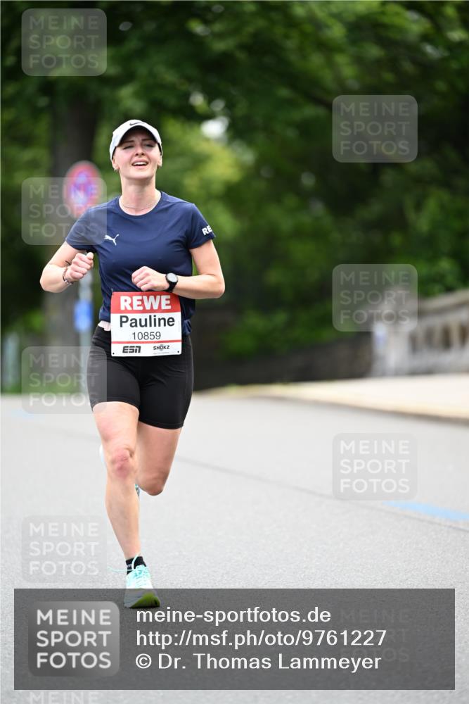 14.06.2026 - REWE Women's Run Dr. Thomas Lammeyer http://msf.ph/oto/9761227 14.06.2026 09:32:03 Laufen 10859 meine-sportfotos.de