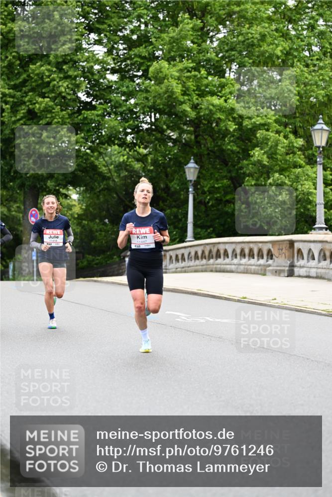 14.06.2026 - REWE Women's Run Dr. Thomas Lammeyer http://msf.ph/oto/9761246 14.06.2026 09:32:10 Laufen 11418, 11447 meine-sportfotos.de