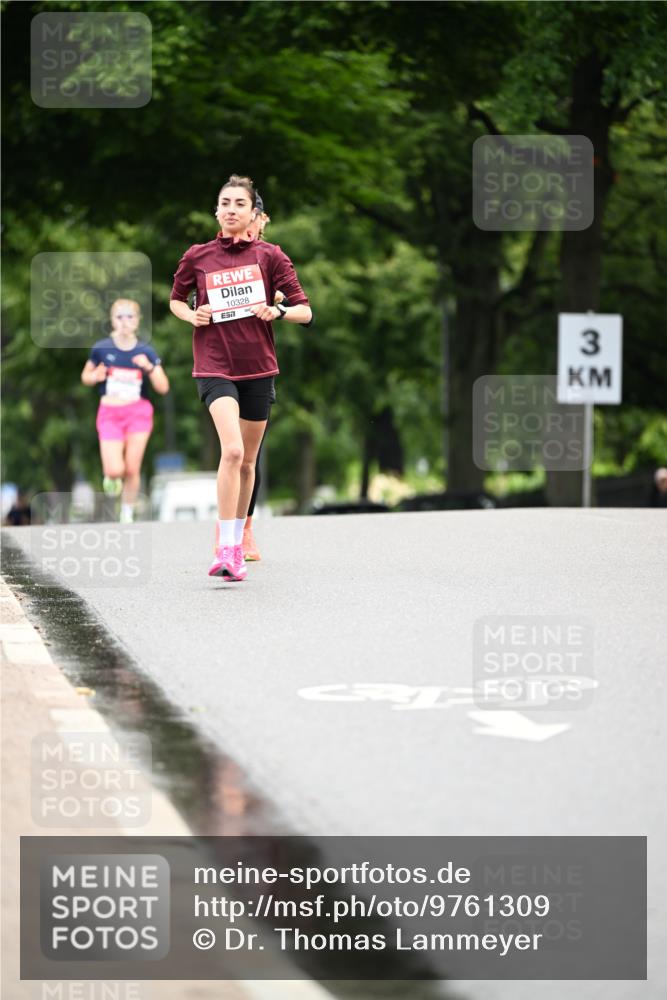 14.06.2026 - REWE Women's Run Dr. Thomas Lammeyer http://msf.ph/oto/9761309 14.06.2026 09:32:19 Laufen 10328, 3 meine-sportfotos.de