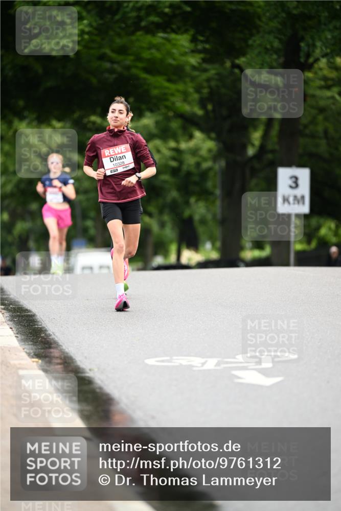 14.06.2026 - REWE Women's Run Dr. Thomas Lammeyer http://msf.ph/oto/9761312 14.06.2026 09:32:19 Laufen 10328, 57, 3 meine-sportfotos.de