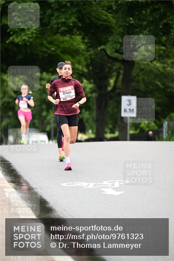14.06.2026 - REWE Women's Run Dr. Thomas Lammeyer http://msf.ph/oto/9761323 14.06.2026 09:32:20 Laufen 10328, 7, 3 meine-sportfotos.de