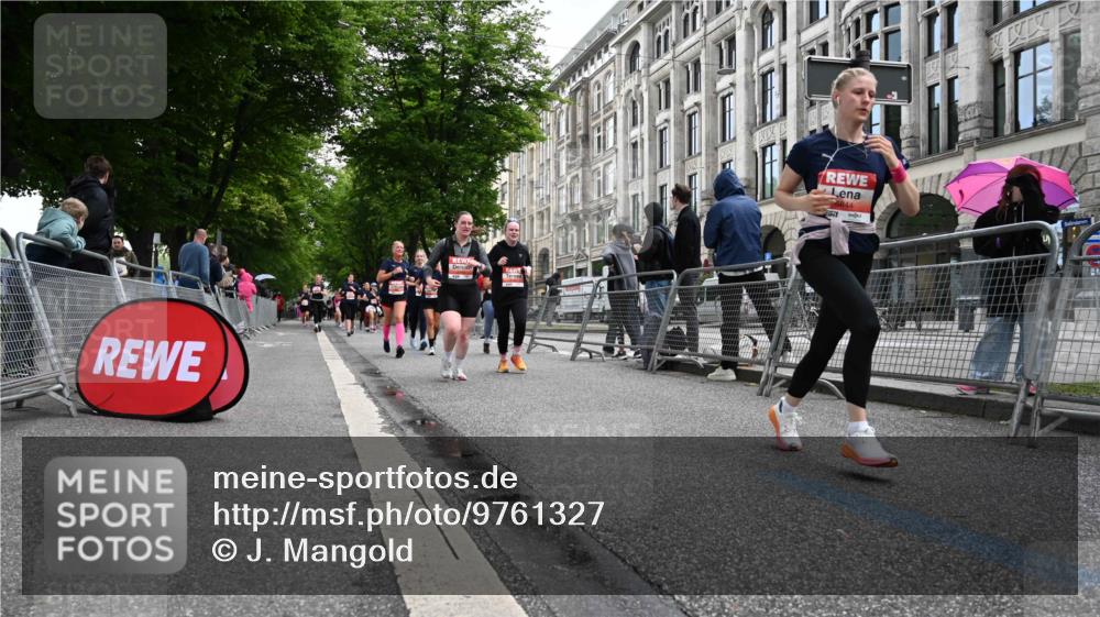 14.06.2026 - REWE Women's Run J. Mangold http://msf.ph/oto/9761327 14.06.2026 11:06:00 Ziel 5075, 5076, 5134, 5382, 5541, 5799, 5829, 5844, 5960, 6024 meine-sportfotos.de