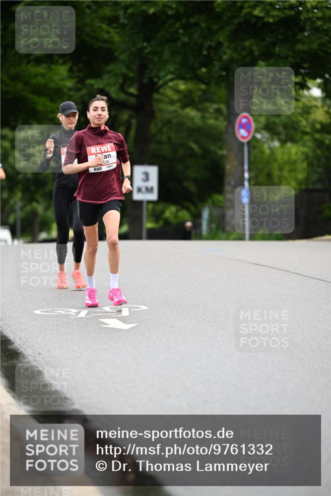 14.06.2026 - REWE Women's Run Dr. Thomas Lammeyer http://msf.ph/oto/9761332 14.06.2026 09:32:20 Laufen 7, 828, 3 meine-sportfotos.de